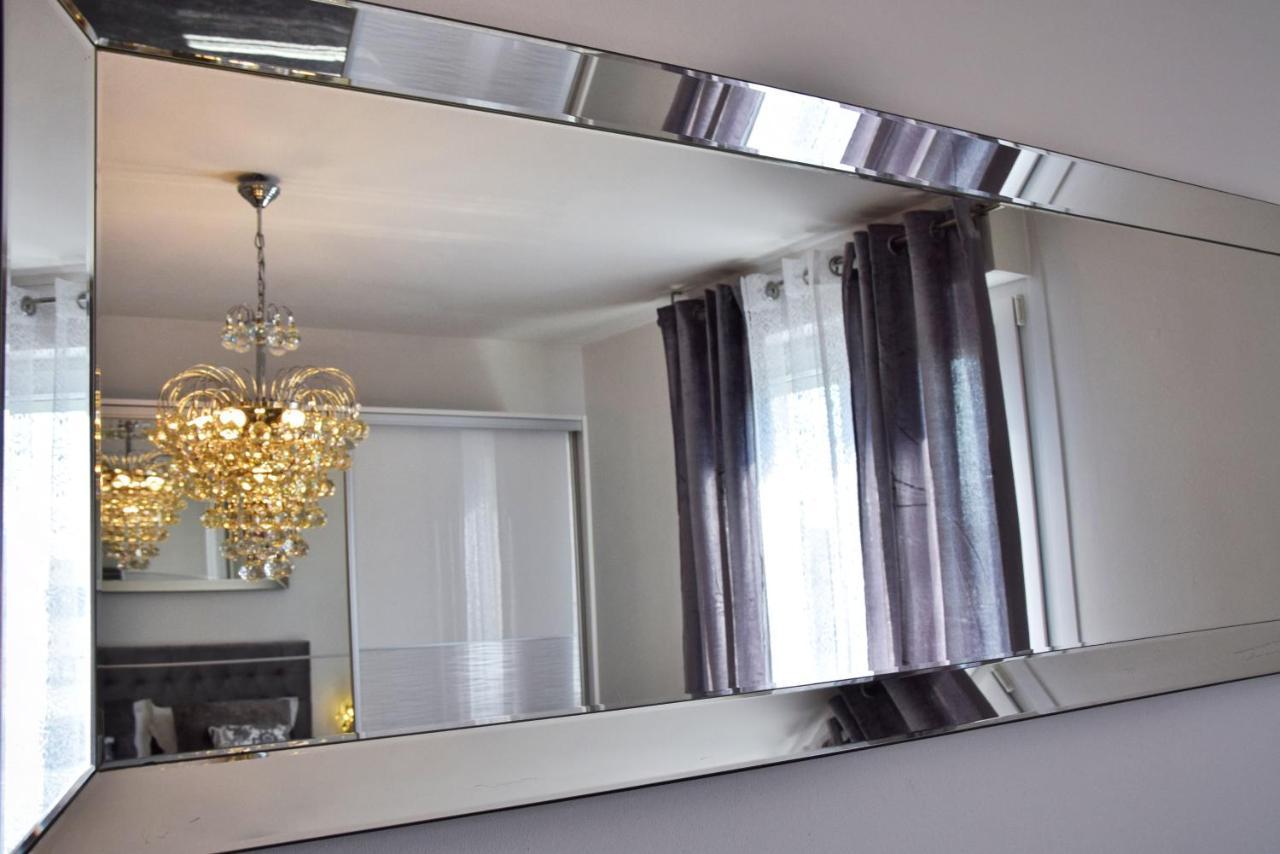 Luxurious Apartment Majda, 2 Bathrooms And Free Parking Split Eksteriør billede