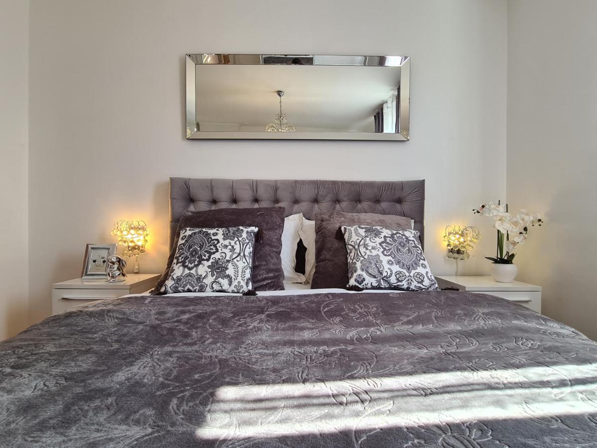 Luxurious Apartment Majda, 2 Bathrooms And Free Parking Split Eksteriør billede